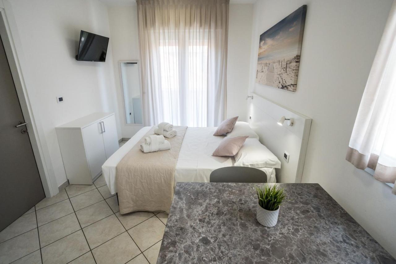 Rimini Bay Suites&Residence Kültér fotó