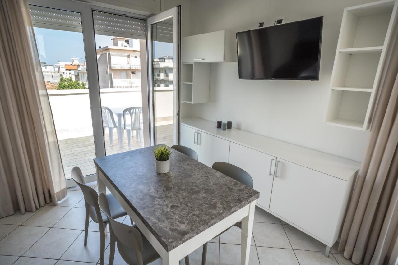 Rimini Bay Suites&Residence Kültér fotó
